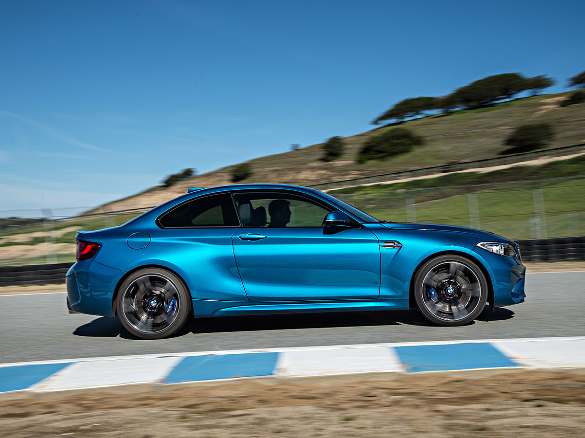 bmw-m2-coupe-review-art-3.jpg